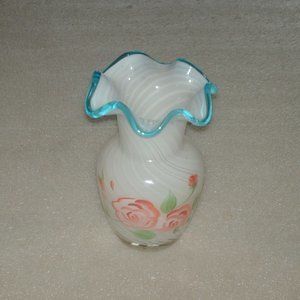 Lovely swirl glass Teleflora vase w/ roses